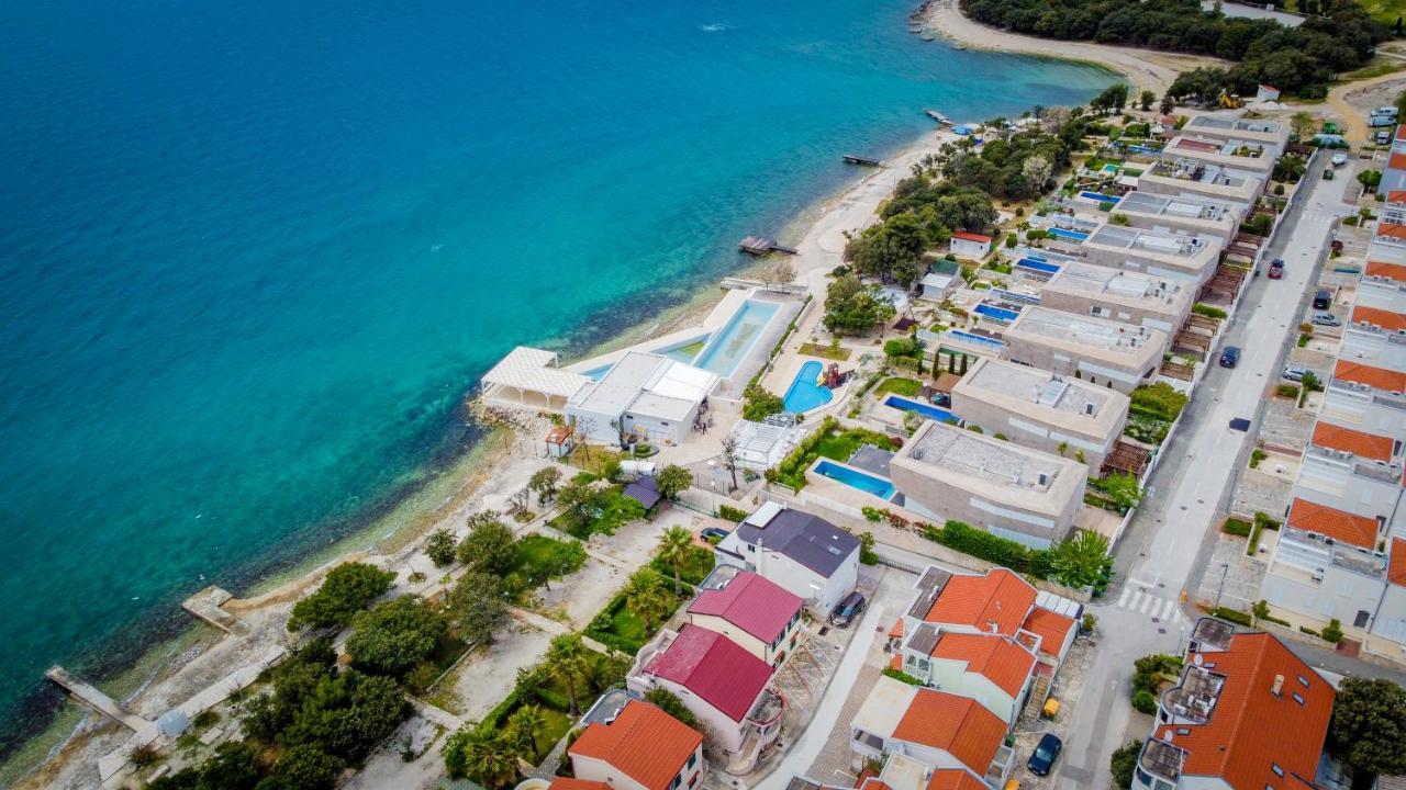 Locus Apartments Petrcane Buitenkant foto